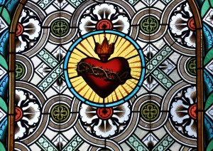 Mehrerau_Collegiumskapelle_Fenster_R06c_Herz_Jesu